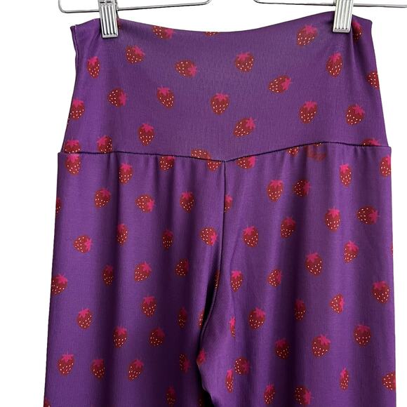 omighty Strawberry Print Pants Size Medium - Picture 2 of 13